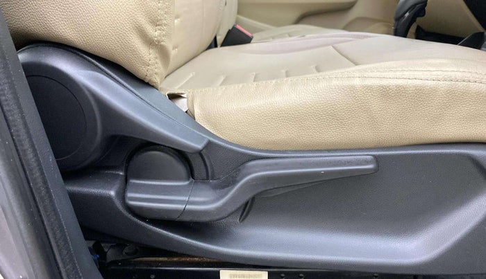 2020 Honda Amaze 1.2L I-VTEC VX CVT, Petrol, Automatic, 70,690 km, Driver Side Adjustment Panel