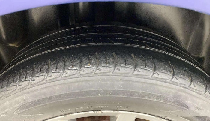 2019 Volkswagen Polo HIGHLINE PLUS 1.0, Petrol, Manual, 88,059 km, Right Rear Tyre Tread