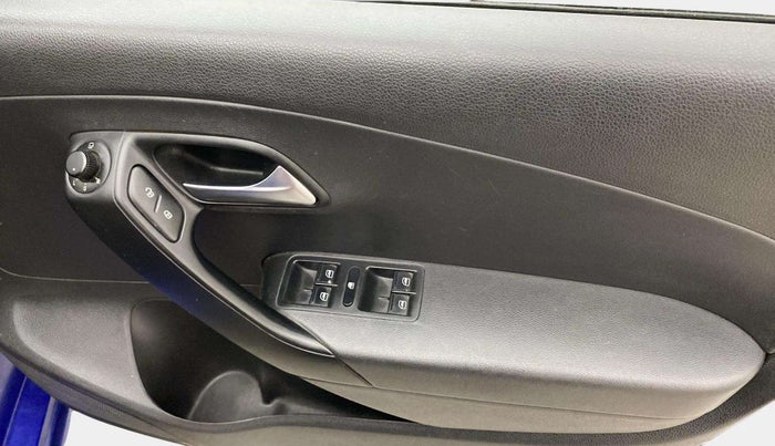 2019 Volkswagen Polo HIGHLINE PLUS 1.0, Petrol, Manual, 88,059 km, Driver Side Door Panels Control
