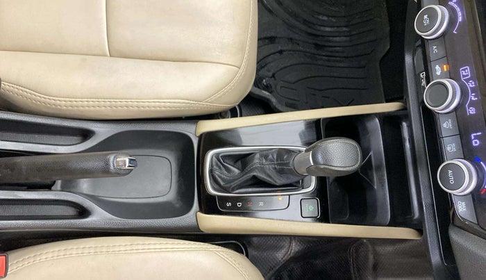 2022 Honda City 1.5L I-VTE V CVT, Petrol, Automatic, 86,203 km, Gear Lever