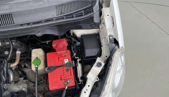 2016 Maruti Ritz VXI, Petrol, Manual, 20,186 km, Engine View - Left