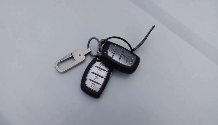 2023 Hyundai Creta SX 1.5 PETROL, Petrol, Manual, 67,397 km, Key Close Up