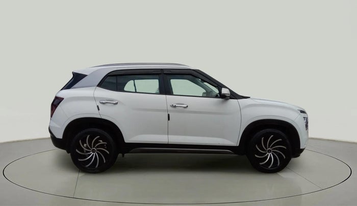 2023 Hyundai Creta SX 1.5 PETROL, Petrol, Manual, 67,397 km, Right Side View