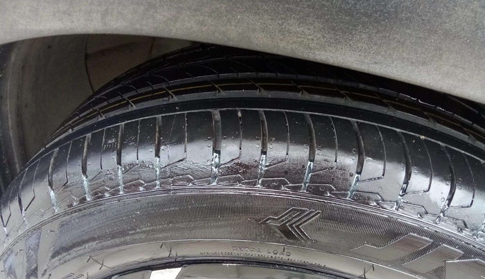 2023 Hyundai Creta SX 1.5 PETROL, Petrol, Manual, 67,397 km, Right Front Tyre Tread
