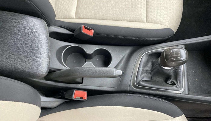2019 Hyundai Verna 1.6 VTVT SX, Petrol, Manual, 55,736 km, Gear Lever