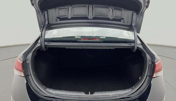2019 Hyundai Verna 1.6 VTVT SX, Petrol, Manual, 55,736 km, Boot Open Zoomed View