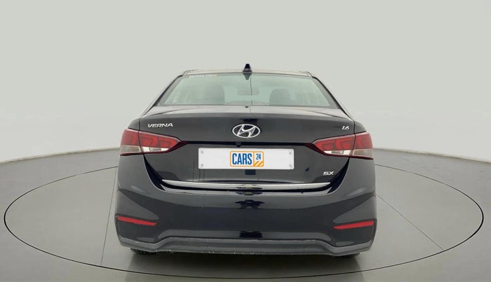 2019 Hyundai Verna 1.6 VTVT SX, Petrol, Manual, 55,736 km, Back/Rear