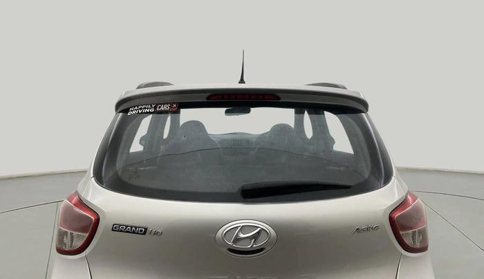 2016 Hyundai Grand i10 ASTA (O) 1.2 KAPPA VTVT, Petrol, Manual, 33,603 km, Rear Windshield