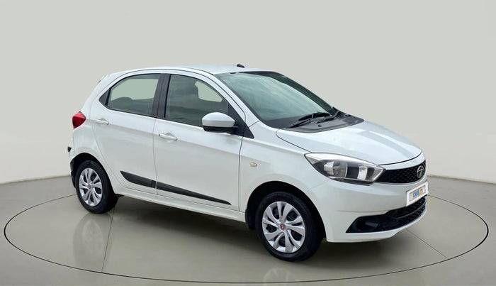 2016 Tata Tiago XT PETROL, Petrol, Manual, 41,886 km, Right Front Diagonal