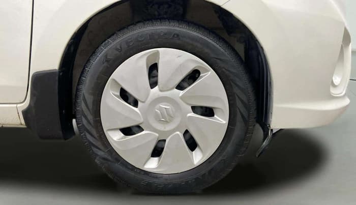 2019 Maruti Celerio VXI, Petrol, Manual, 18,060 km, Right Front Wheel