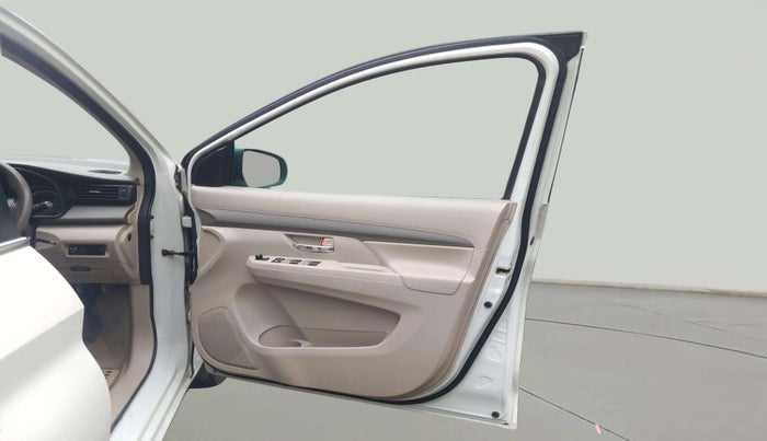 2022 Maruti Ertiga VXI CNG, CNG, Manual, 34,960 km, RHS Front Door