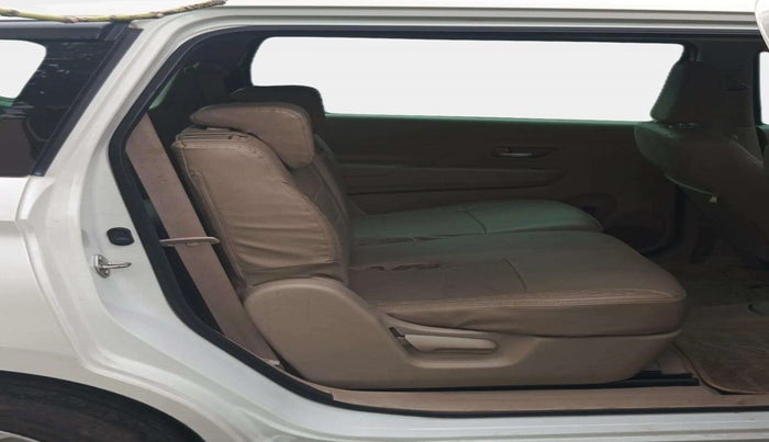 2022 Maruti Ertiga VXI CNG, CNG, Manual, 34,960 km, Right Side Rear Door Cabin