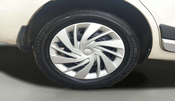 2022 Maruti Ertiga VXI CNG, CNG, Manual, 34,960 km, Right Rear Wheel