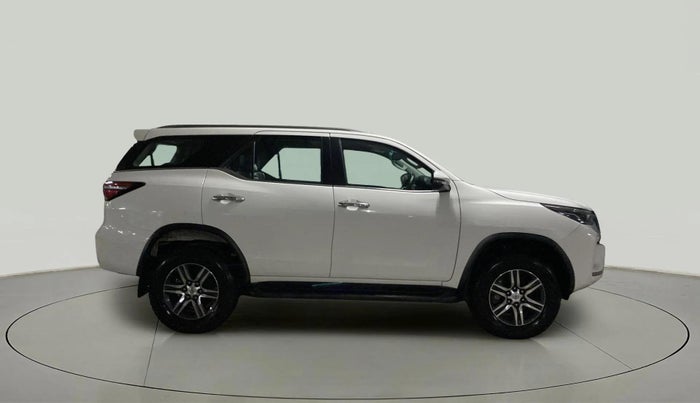 2022 Toyota Fortuner 4X2 MT 2.7 PETROL, Petrol, Manual, 10,541 km, Right Side View