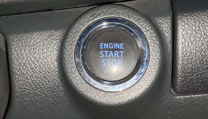 2022 Toyota Fortuner 4X2 MT 2.7 PETROL, Petrol, Manual, 10,541 km, Keyless Start/ Stop Button