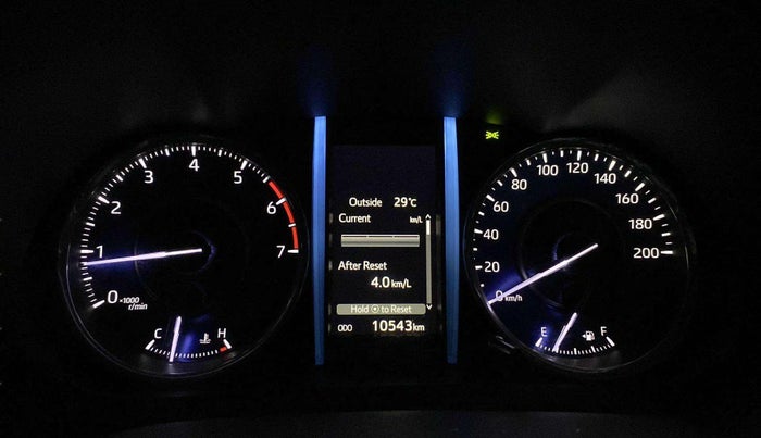 2022 Toyota Fortuner 4X2 MT 2.7 PETROL, Petrol, Manual, 10,541 km, Odometer Image