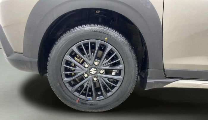 2021 Maruti XL6 ALPHA MT, Petrol, Manual, 35,030 km, Left Front Wheel