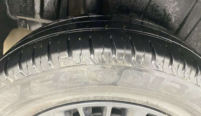 2021 Maruti XL6 ALPHA MT, Petrol, Manual, 35,030 km, Right Rear Tyre Tread