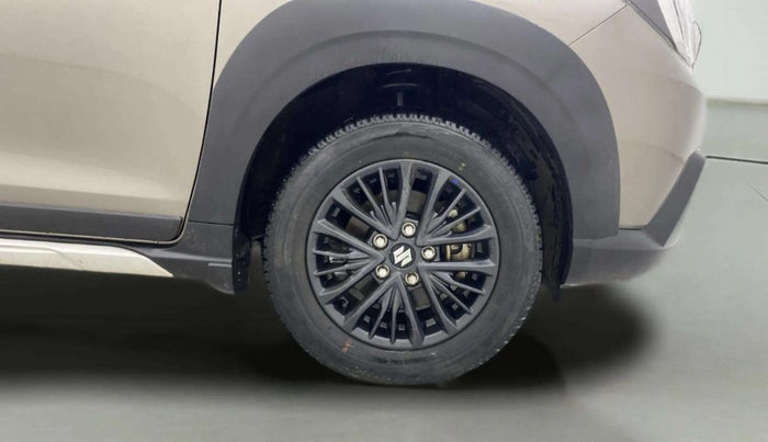 2021 Maruti XL6 ALPHA MT, Petrol, Manual, 35,030 km, Right Front Wheel