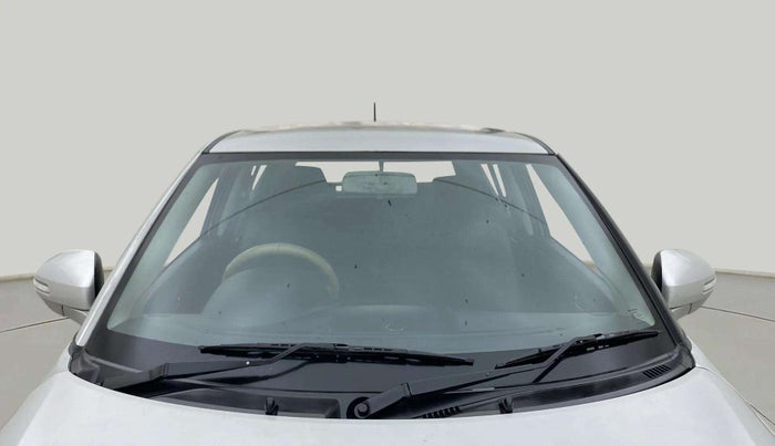 2012 Maruti Swift ZXI, Petrol, Manual, 75,032 km, Front Windshield