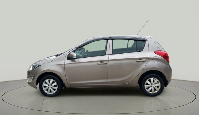 2013 Hyundai i20 SPORTZ 1.2, Petrol, Manual, 1,11,619 km, Left Side