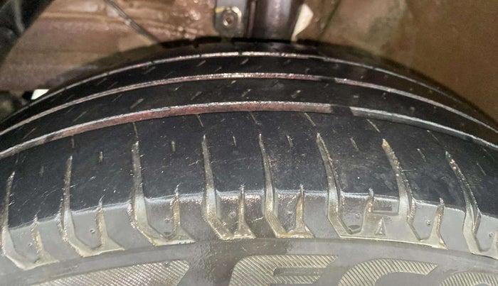 2019 Maruti Ertiga ZXI SHVS, Petrol, Manual, 45,237 km, Left Front Tyre Tread