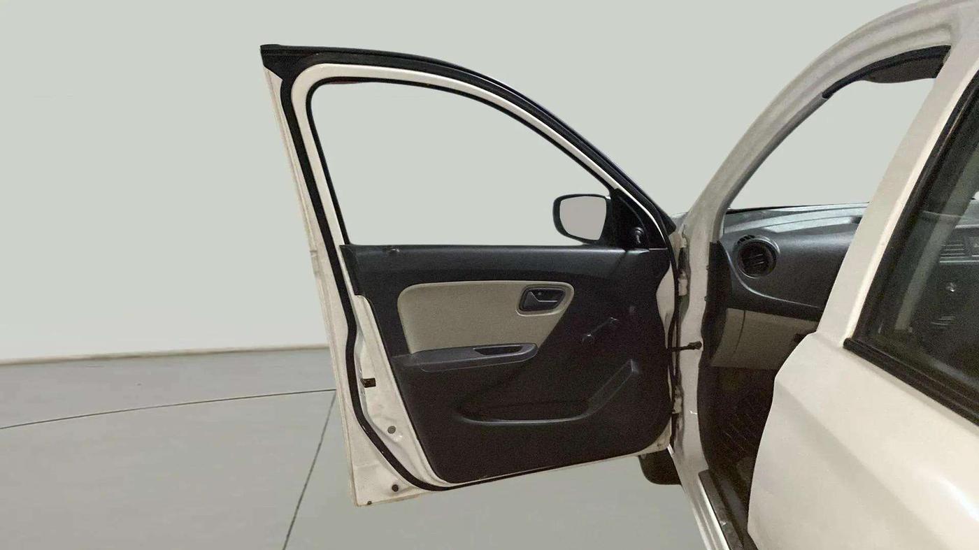 2015 Maruti Alto K10 LXI, Petrol, Manual, 11,357 km, LHS Front Door
