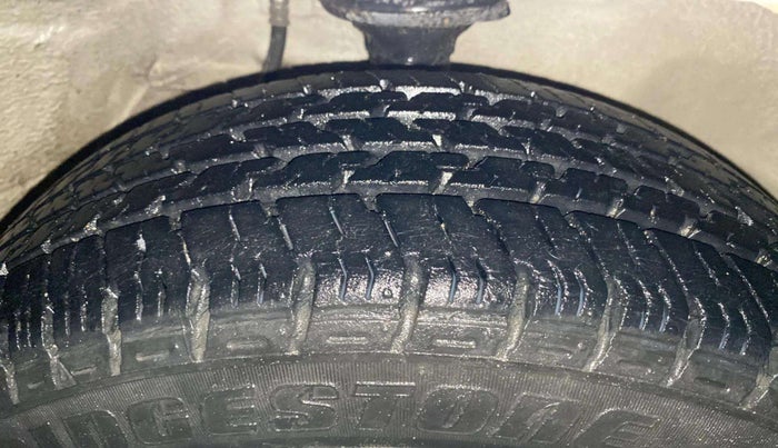 2015 Maruti Alto K10 LXI, Petrol, Manual, 11,357 km, Right Front Tyre Tread