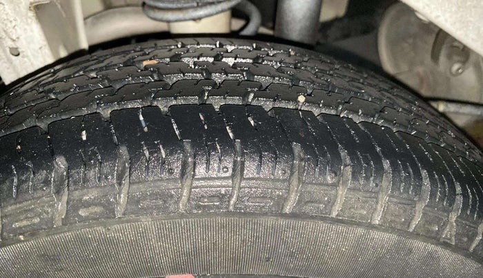 2015 Maruti Alto K10 LXI, Petrol, Manual, 11,357 km, Right Rear Tyre Tread