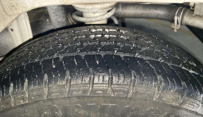 2015 Maruti Alto K10 LXI, Petrol, Manual, 11,357 km, Left Rear Tyre Tread