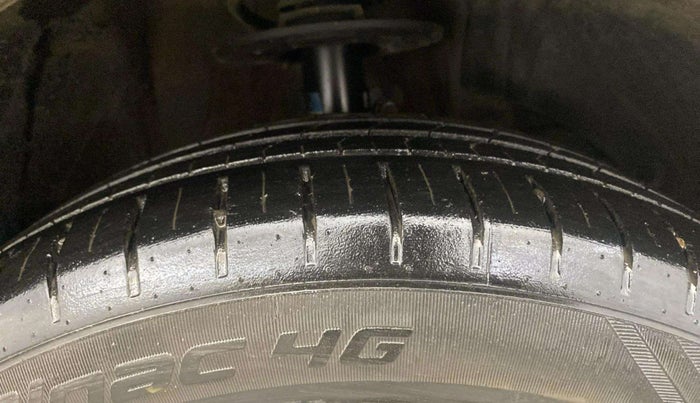 2023 Maruti Baleno ZETA 1.2 AGS, Petrol, Automatic, 32,061 km, Right Front Tyre Tread