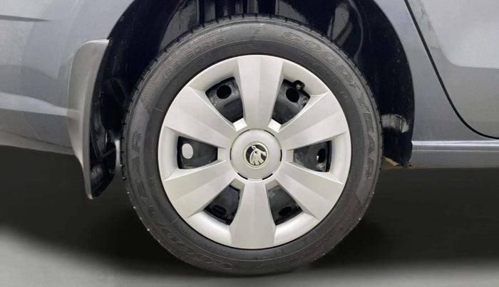 2020 Skoda Rapid ACTIVE 1.0 TSI, Petrol, Manual, 24,157 km, Right Rear Wheel