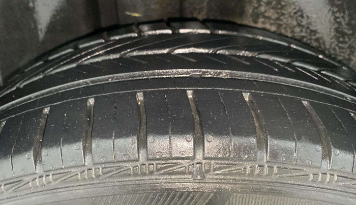 2020 Skoda Rapid ACTIVE 1.0 TSI, Petrol, Manual, 24,157 km, Right Rear Tyre Tread