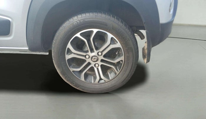 2024 Renault Kwid RXT 1.0, Petrol, Manual, 5,465 km, Left Rear Wheel