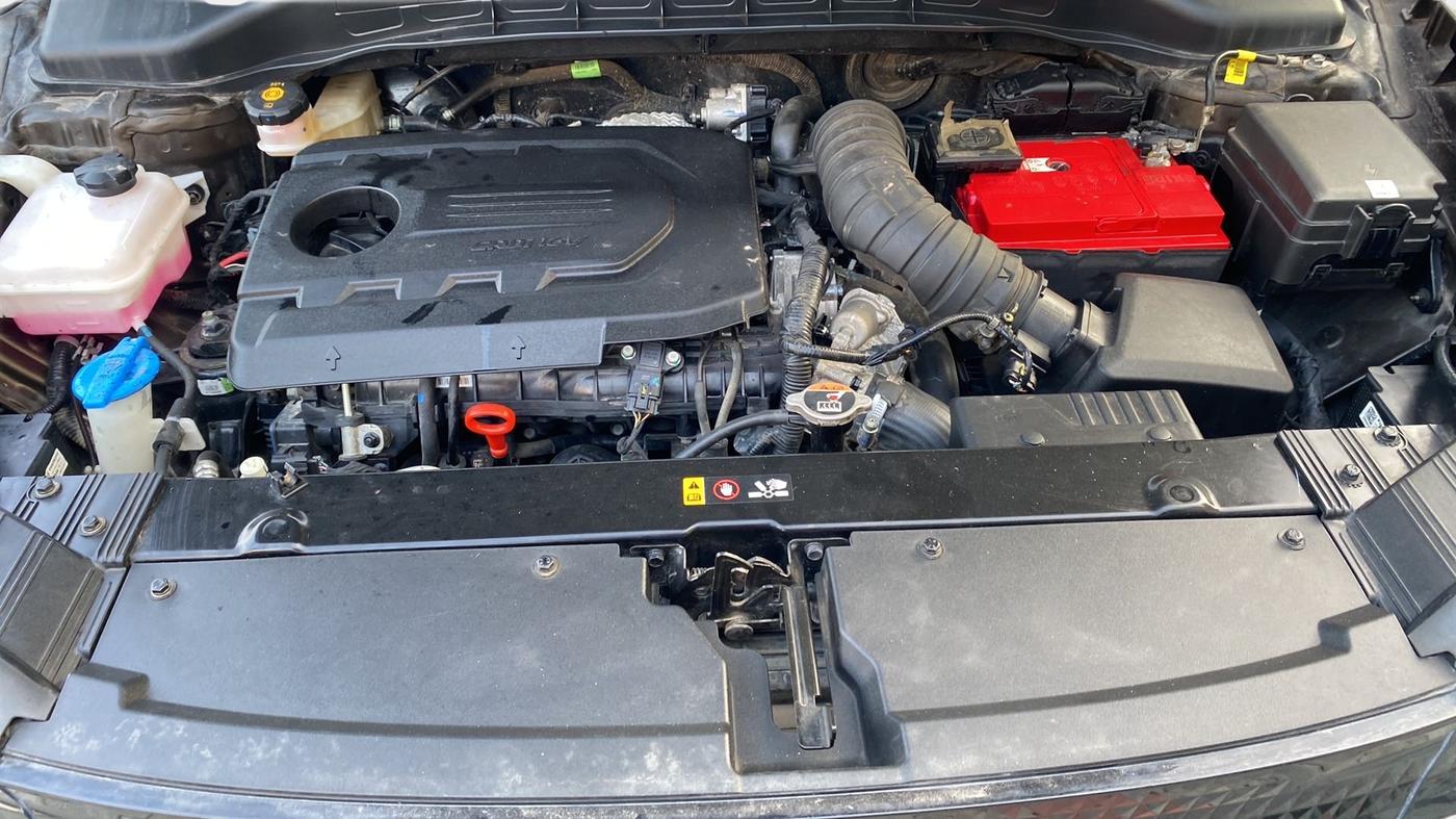 2022 KIA CARENS LUXURY 1.5 DIESEL 7 STR, Diesel, Manual, 39,804 km, Open Bonet