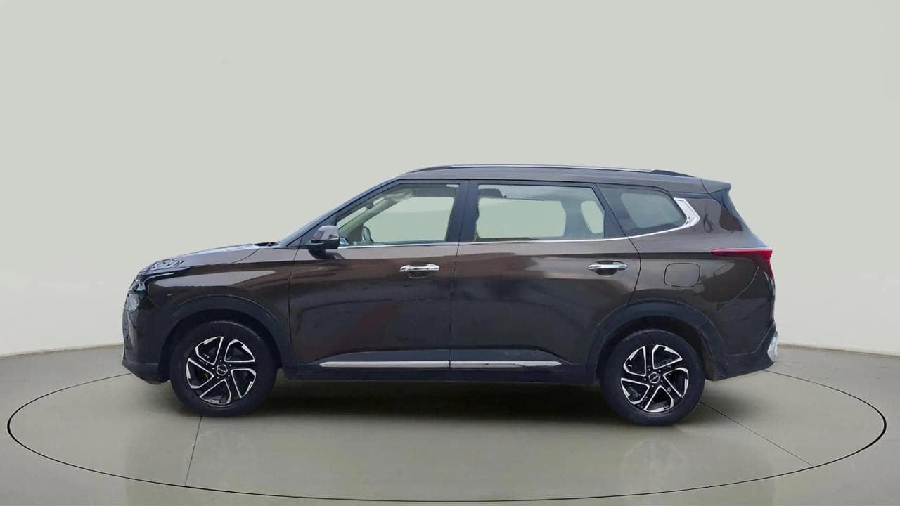 2022 KIA CARENS LUXURY 1.5 DIESEL 7 STR, Diesel, Manual, 39,804 km, Left Side