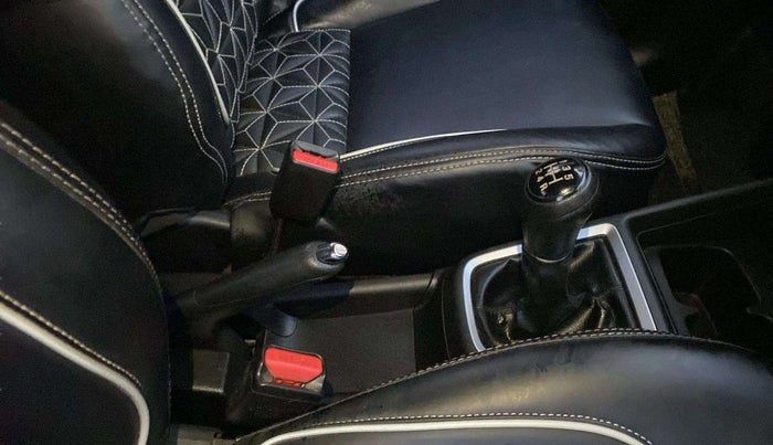 2021 Maruti Swift VXI, Petrol, Manual, 37,334 km, Gear Lever