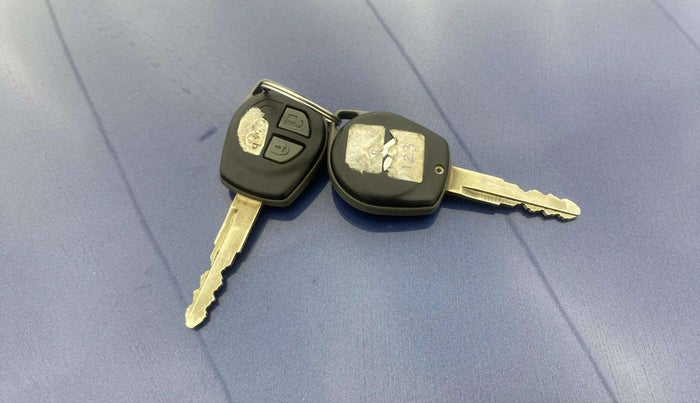 2021 Maruti Dzire VXI AMT, Petrol, Automatic, 27,904 km, Key Close Up