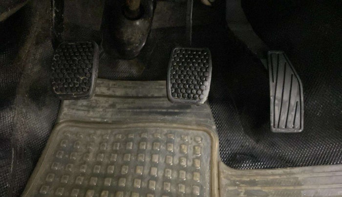 2019 Maruti Alto VXI, Petrol, Manual, 55,034 km, Pedals