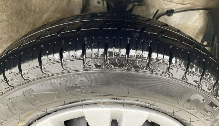 2019 Maruti Alto VXI, Petrol, Manual, 55,034 km, Right Front Tyre Tread