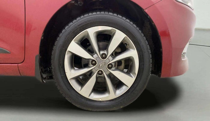 2015 Hyundai Elite i20 SPORTZ 1.2 (O), Petrol, Manual, 44,154 km, Right Front Wheel