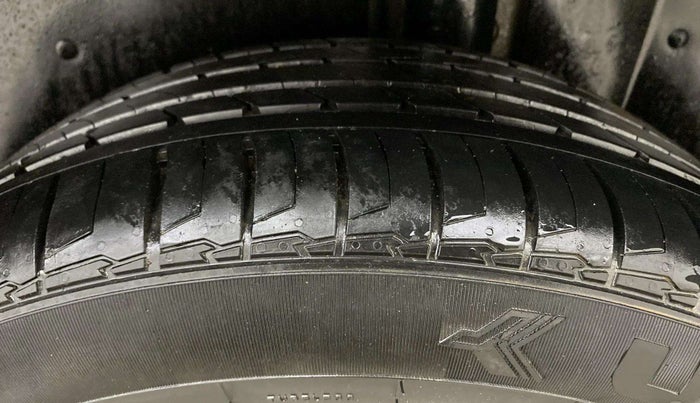 2021 MG HECTOR SHARP HYBRID 1.5 PETROL, Petrol, Manual, 84,714 km, Left Rear Tyre Tread