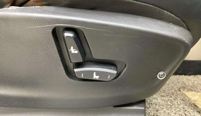 2021 MG HECTOR SHARP HYBRID 1.5 PETROL, Petrol, Manual, 84,714 km, Driver Side Adjustment Panel