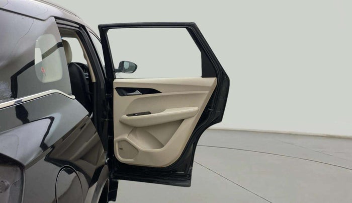 2021 MG HECTOR SHARP HYBRID 1.5 PETROL, Petrol, Manual, 84,714 km, RHS Rear Door