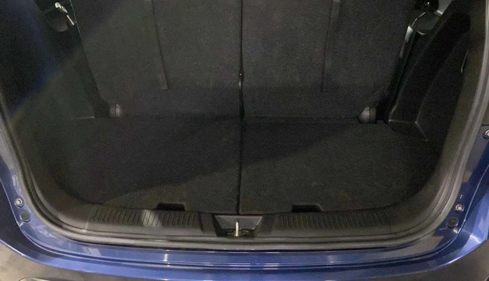 2020 Maruti XL6 ALPHA AT, Petrol, Automatic, 10,552 km, Boot Inside