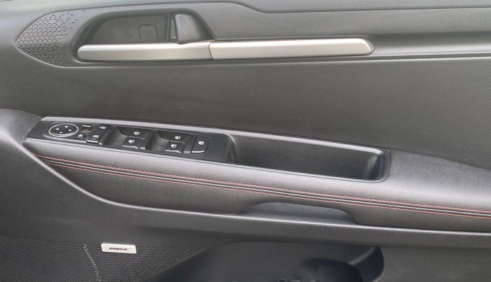 2023 KIA SONET GTX PLUS 1.5 IMT, Diesel, Manual, 31,195 km, Driver Side Door Panels Control