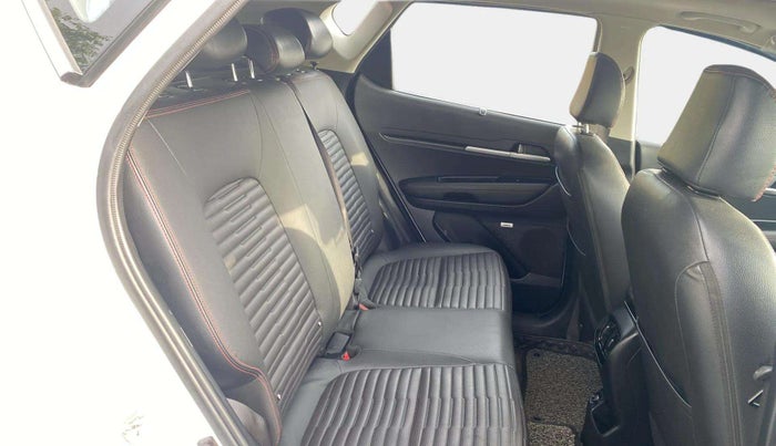 2023 KIA SONET GTX PLUS 1.5 IMT, Diesel, Manual, 31,195 km, Right Side Rear Door Cabin