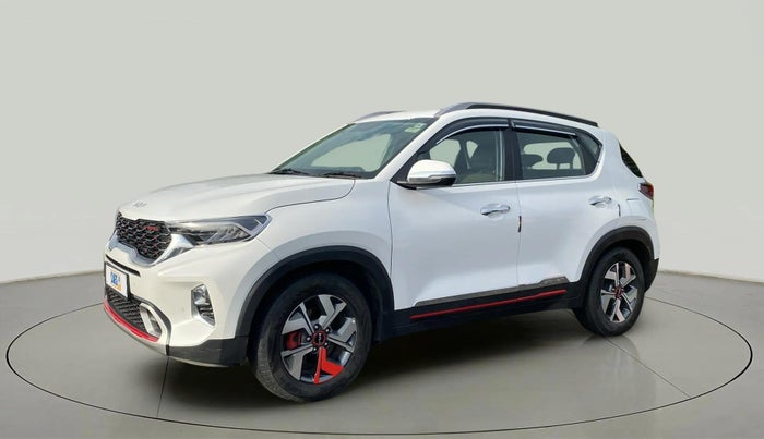 2023 KIA SONET GTX PLUS 1.5 IMT, Diesel, Manual, 31,195 km, Left Front Diagonal