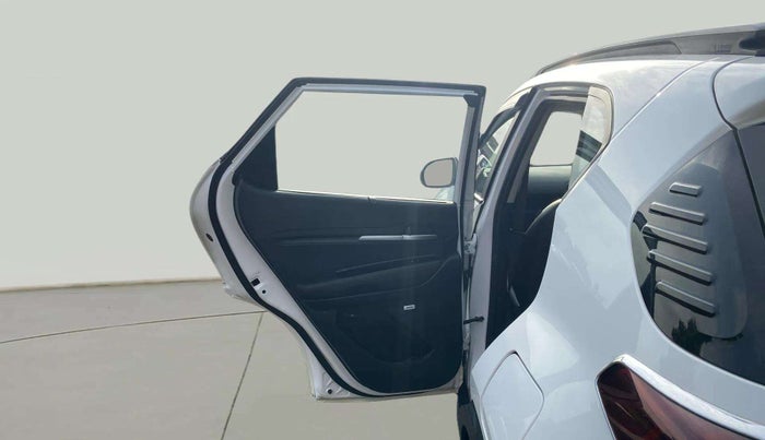 2023 KIA SONET GTX PLUS 1.5 IMT, Diesel, Manual, 31,195 km, LHS Rear Door