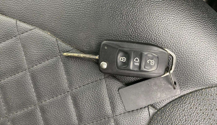 2018 Tata Tiago XZ PLUS PETROL, Petrol, Manual, 58,412 km, Key Close Up